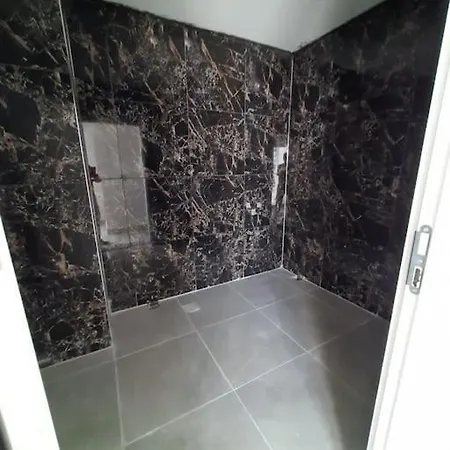 公寓 White Bay Blocks C-d-e-f Sea & Pool View Ground Floor *